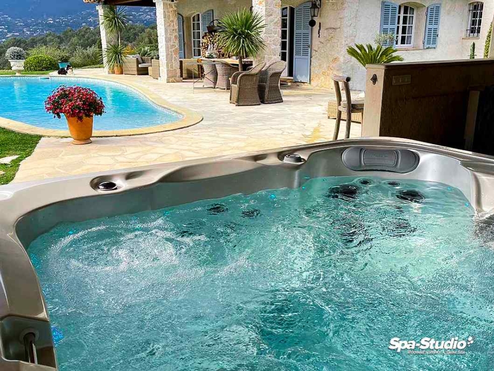 The seller SPA-Studio® offers maximum and the longest extended warranty for whirlpools and swimming pools SWIM SPA.