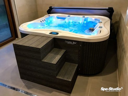 SPA-Studio® is the exclusive European distributor of family hot tubs and SWIM SPAs from Canadian Spa International®.