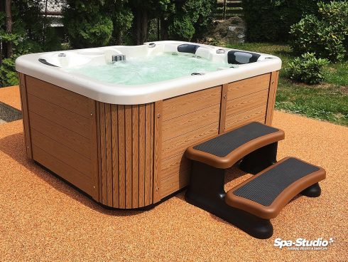 Designed whirlpools for summer as well as winter use with a possibility of selection of more than 43 unique models in Czechia and Slovakia.