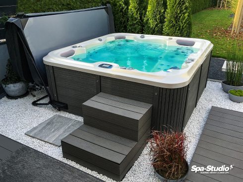 Hot tub Canadian Spa International® Delphina Royal Vision - outdoor whirlpool for all-year use