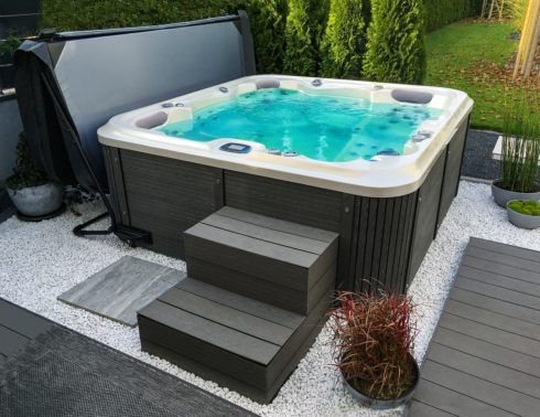 Hot tub Canadian Spa International® Delphina Royal Vision - outdoor whirlpool for all-year use
