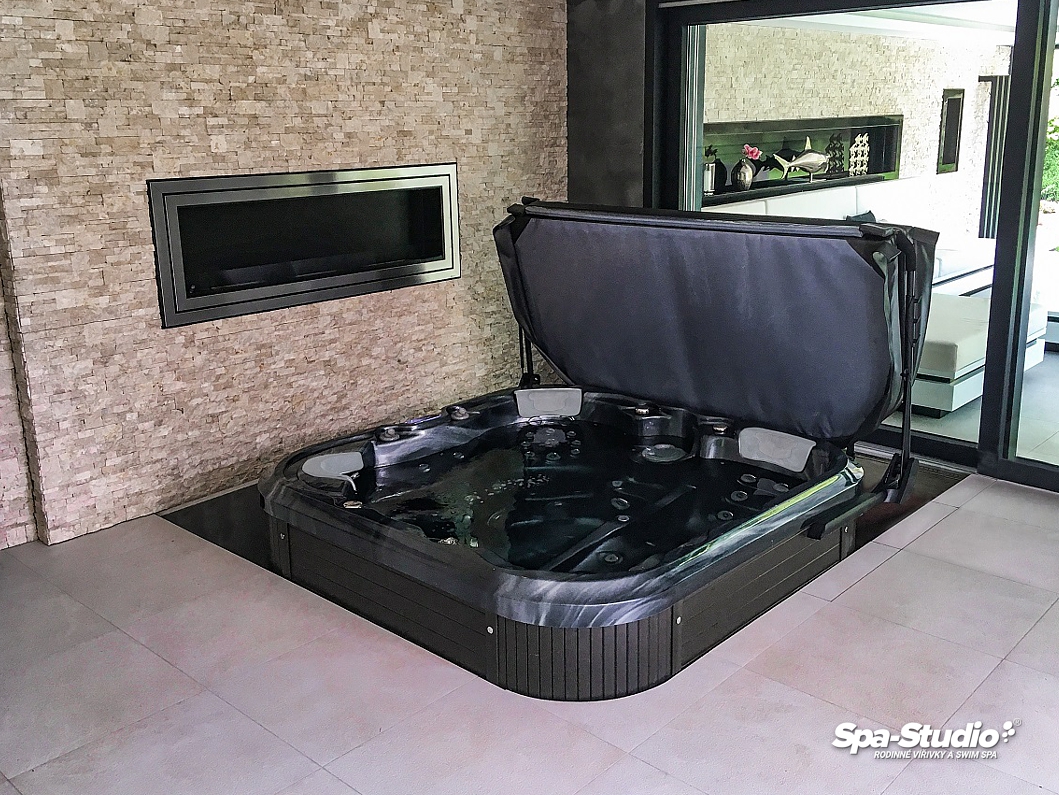 The unique Canadian Spa International® whirlpool tub in the color of the Black Pearl skeleton