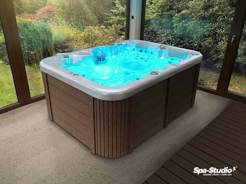 Great selection of whirlpools on stock and more than 43 unique models by the authorized seller SPA-Studio® for CZ and SK.
