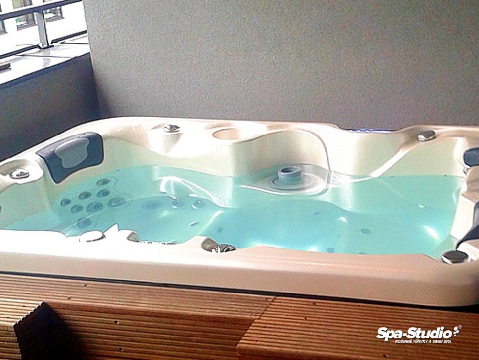 Designed whirlpools for summer as well as winter use with a possibility of selection of more than 43 unique models in Czechia and Slovakia.