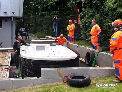 Whirlpools and pools SWIM SPA are installed every day across the whole Czech and Slovac Republic.