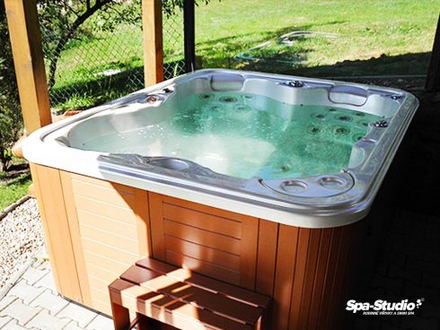 Great selection of whirlpools on stock and more than 43 unique models by the authorized seller SPA-Studio® for CZ and SK.