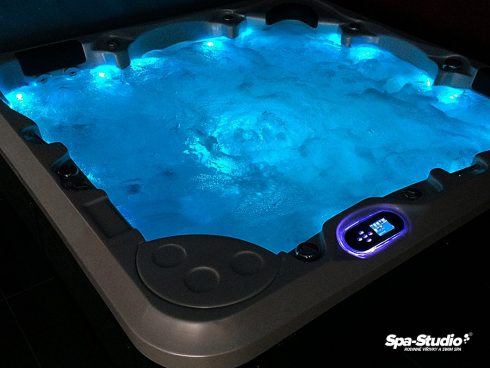 Whirlpool massage jets and chromotherapy belong among technological elements and equipment that have an effect on comfort and relaxation.